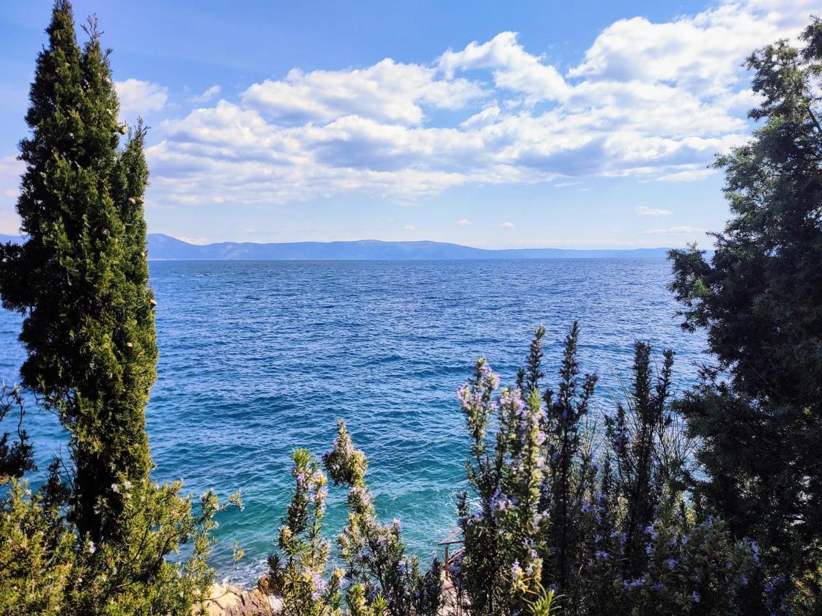 Raša Apartment By The Sea- Santa Marina מראה חיצוני תמונה